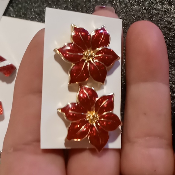 4 pairs of very Christmas & well made earrings . - Picture 9 of 11